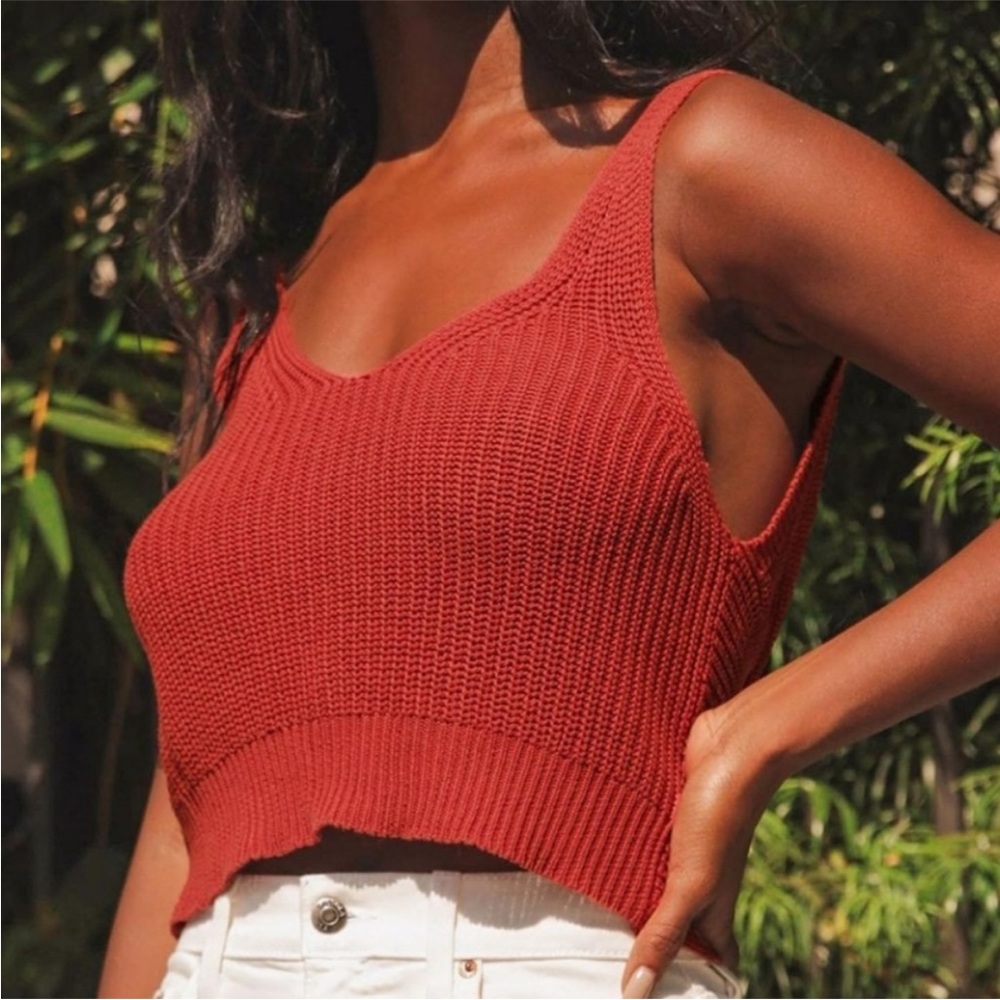 Twist-Back Knit Tank Top